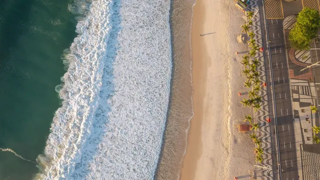 El paseo de Copacabana desde el aire